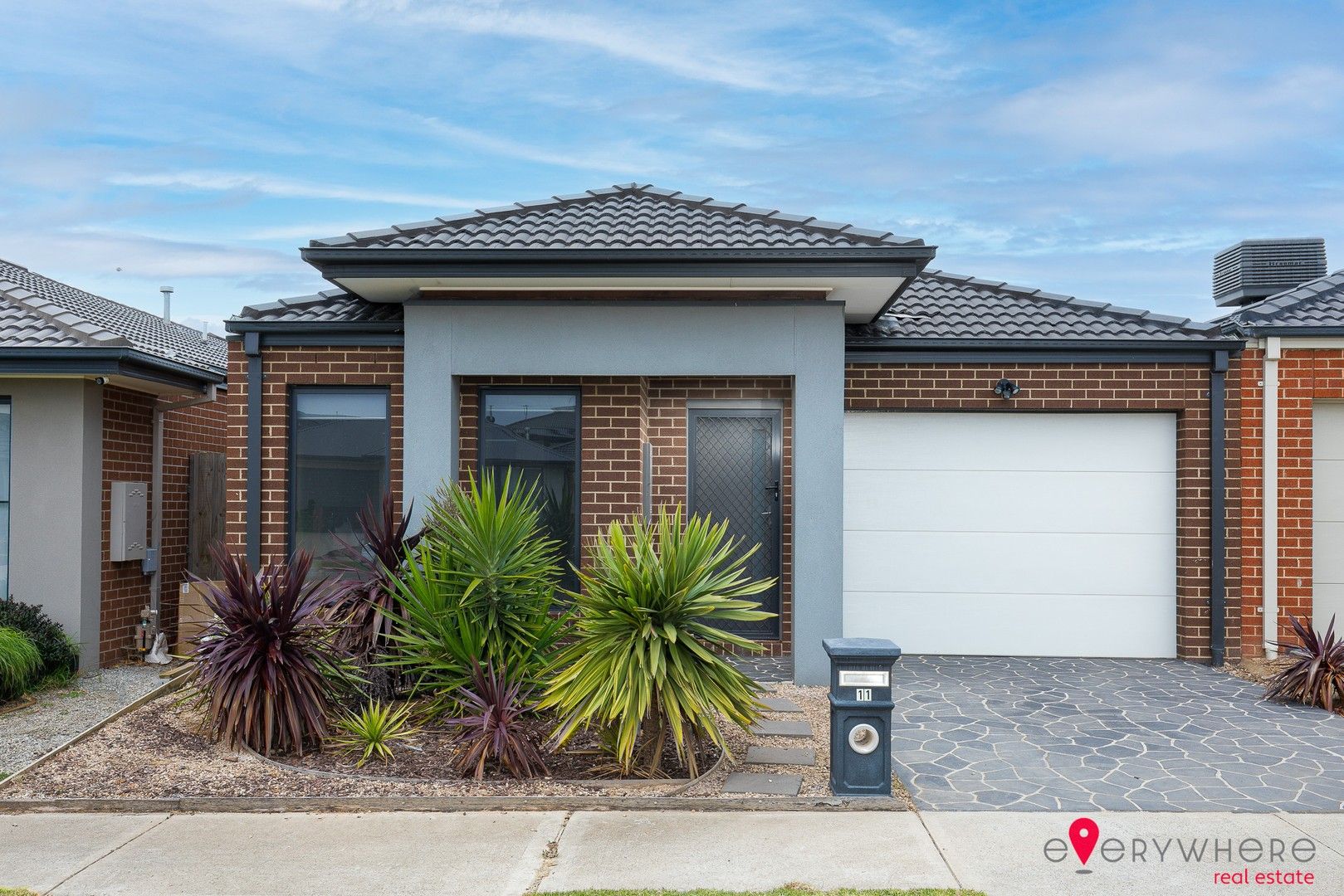 3 bedrooms House in 11 Stanmore Crescent WYNDHAM VALE VIC, 3024