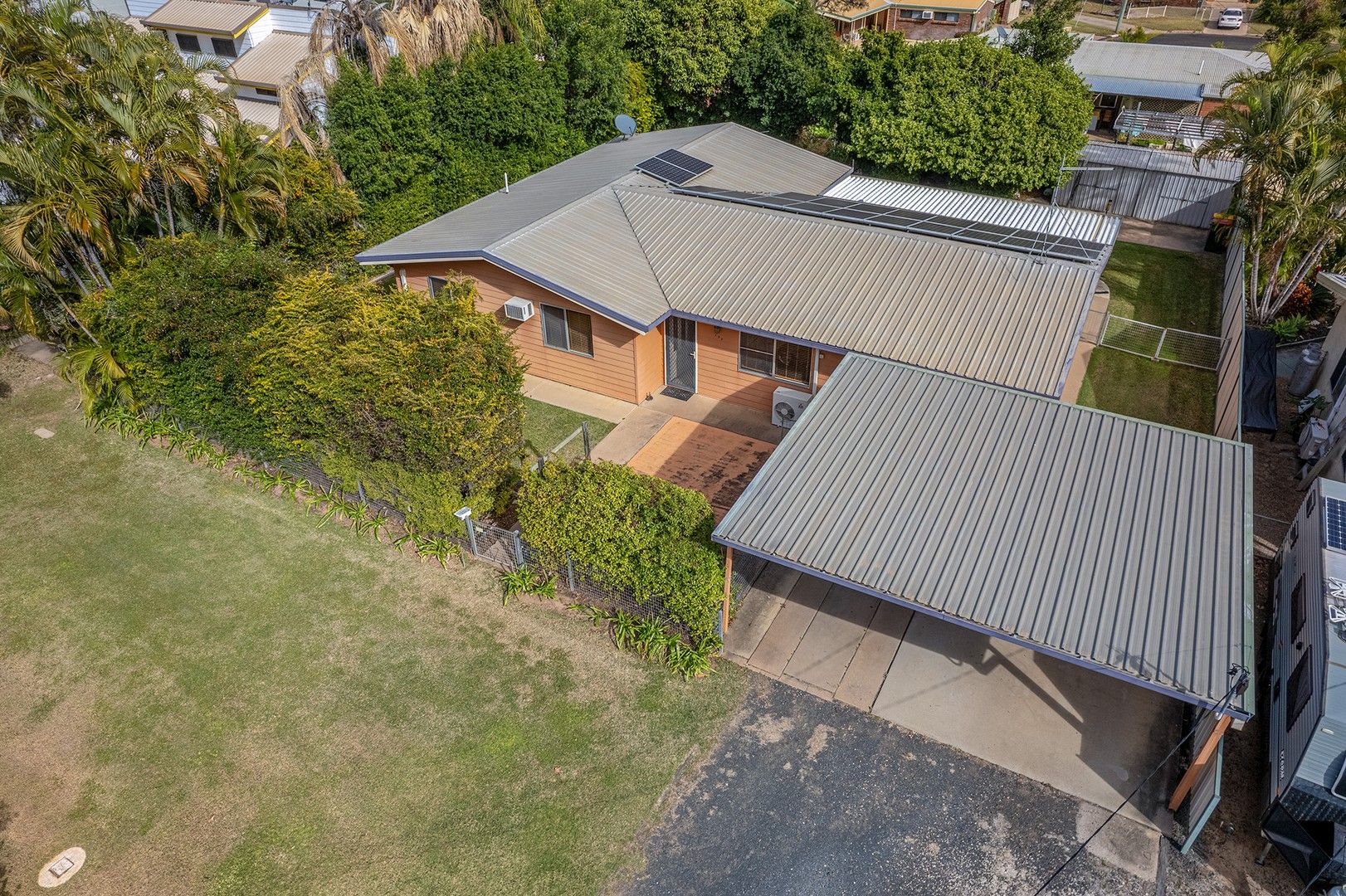 3 bedrooms House in 133 Opal Street EMERALD QLD, 4720