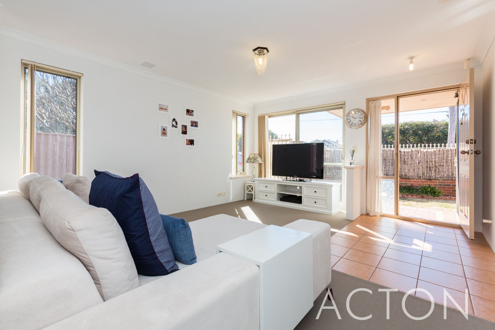 63 London Street, Mount Hawthorn WA 6016, Image 2