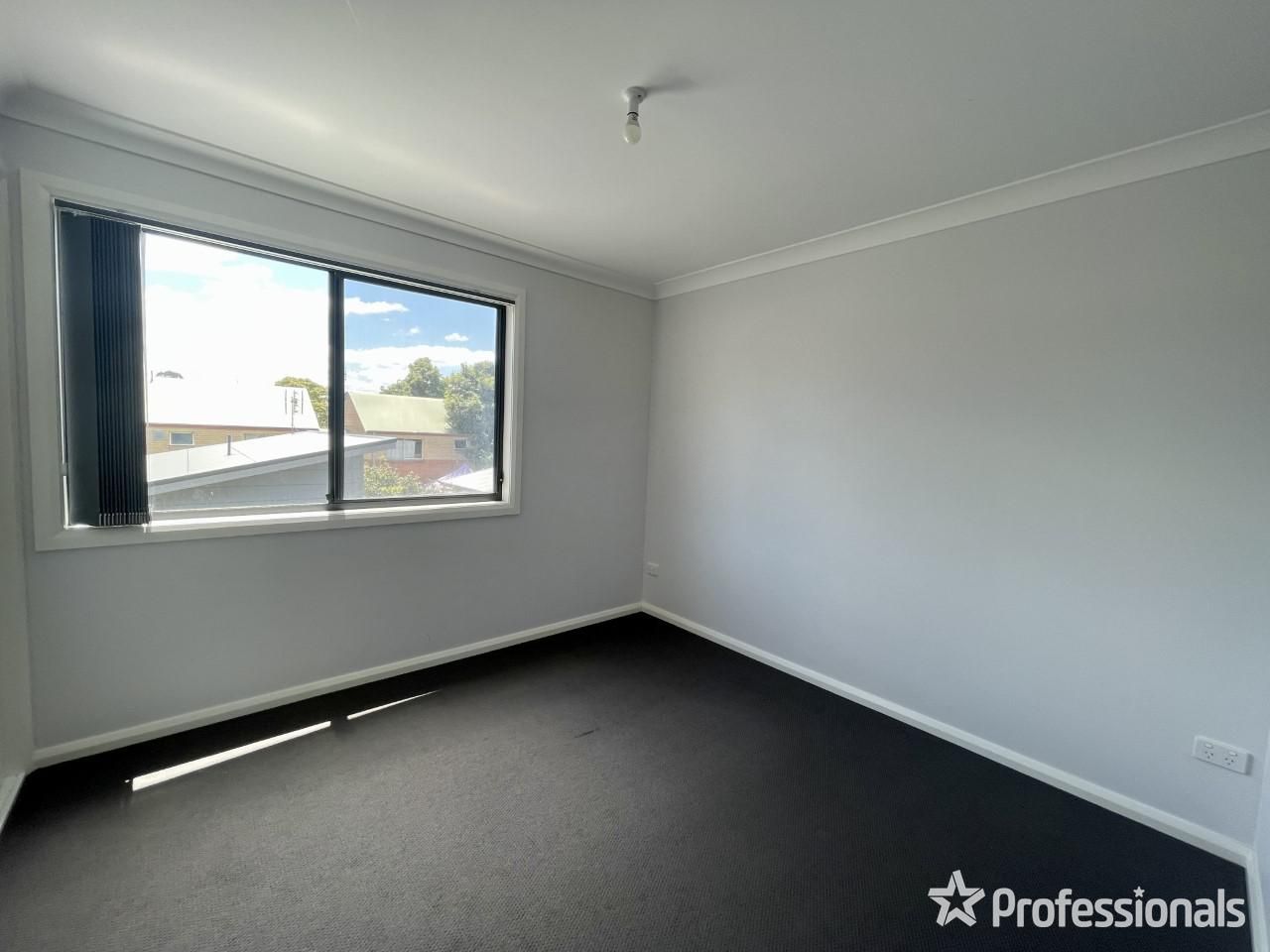 1/13A Huxley, Nowra NSW 2541 Townhouse For Rent 530 Domain