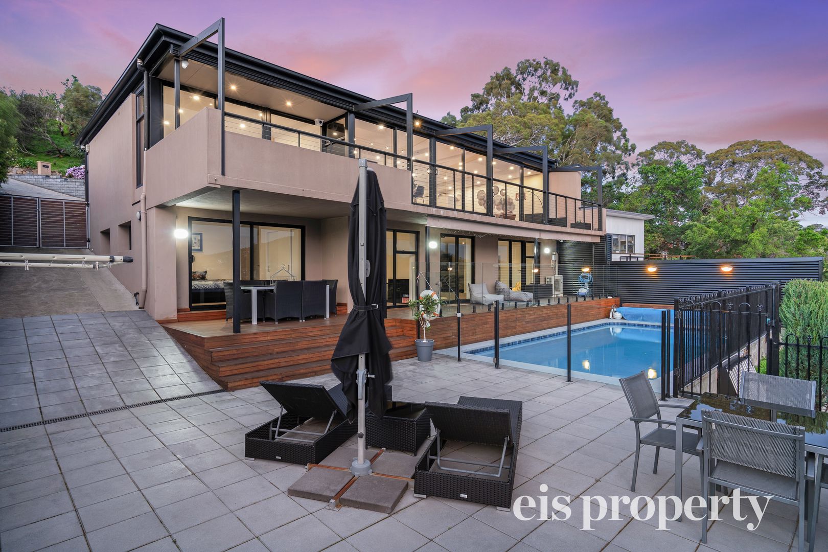 5 Karoola Crescent, Lindisfarne TAS 7015, Image 1