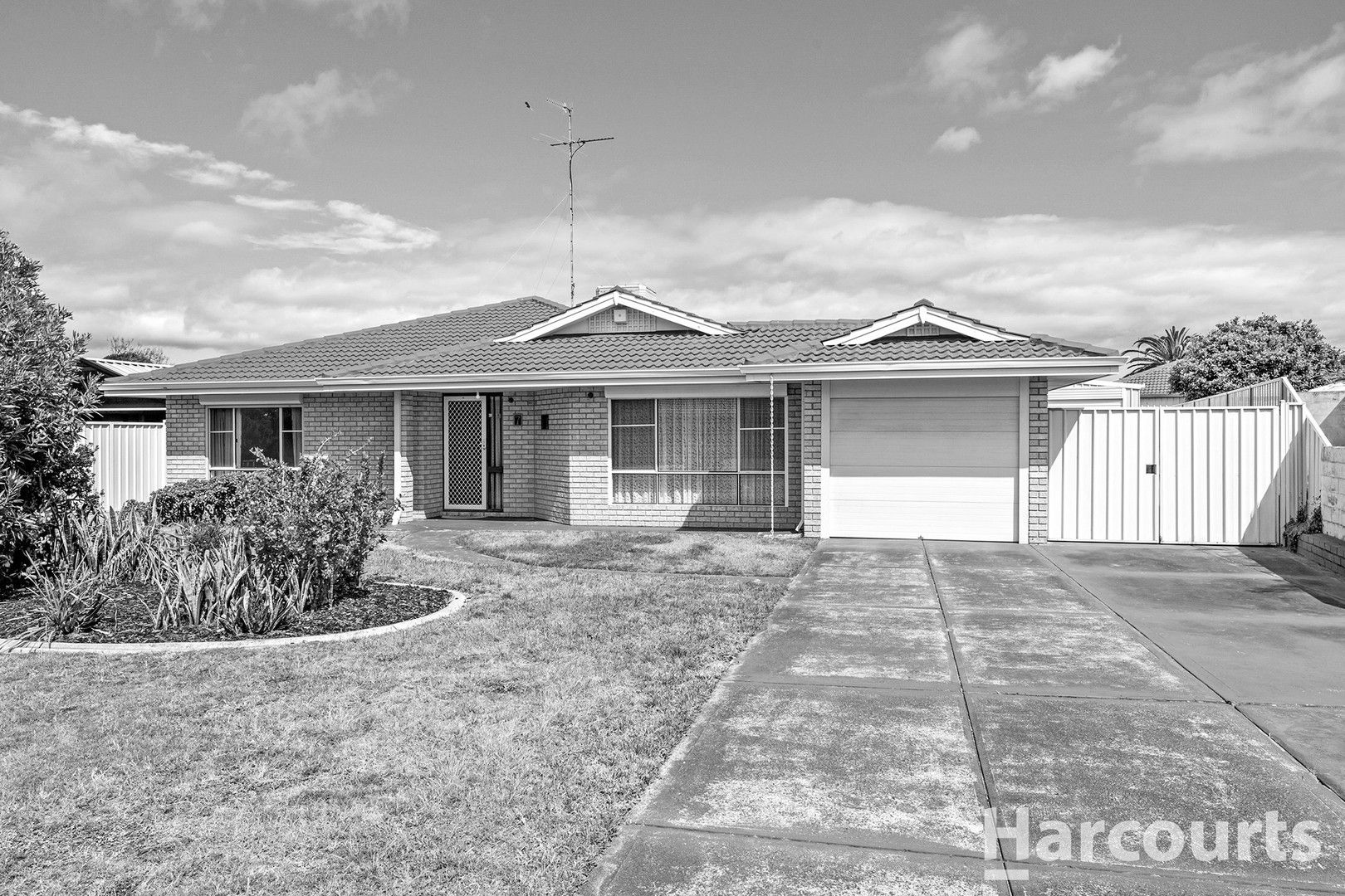 7 Buscot Court, Erskine WA 6210, Image 0