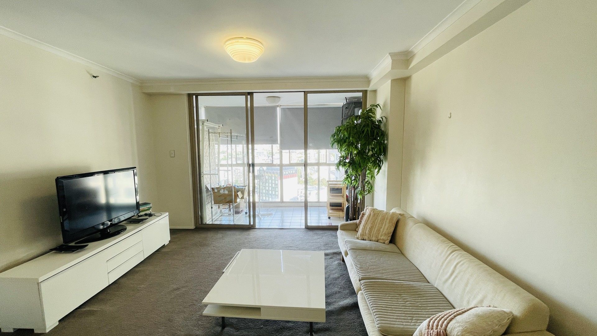 3 bedrooms Apartment / Unit / Flat in Level 33, 226/398 Pitt Street HAYMARKET NSW, 2000