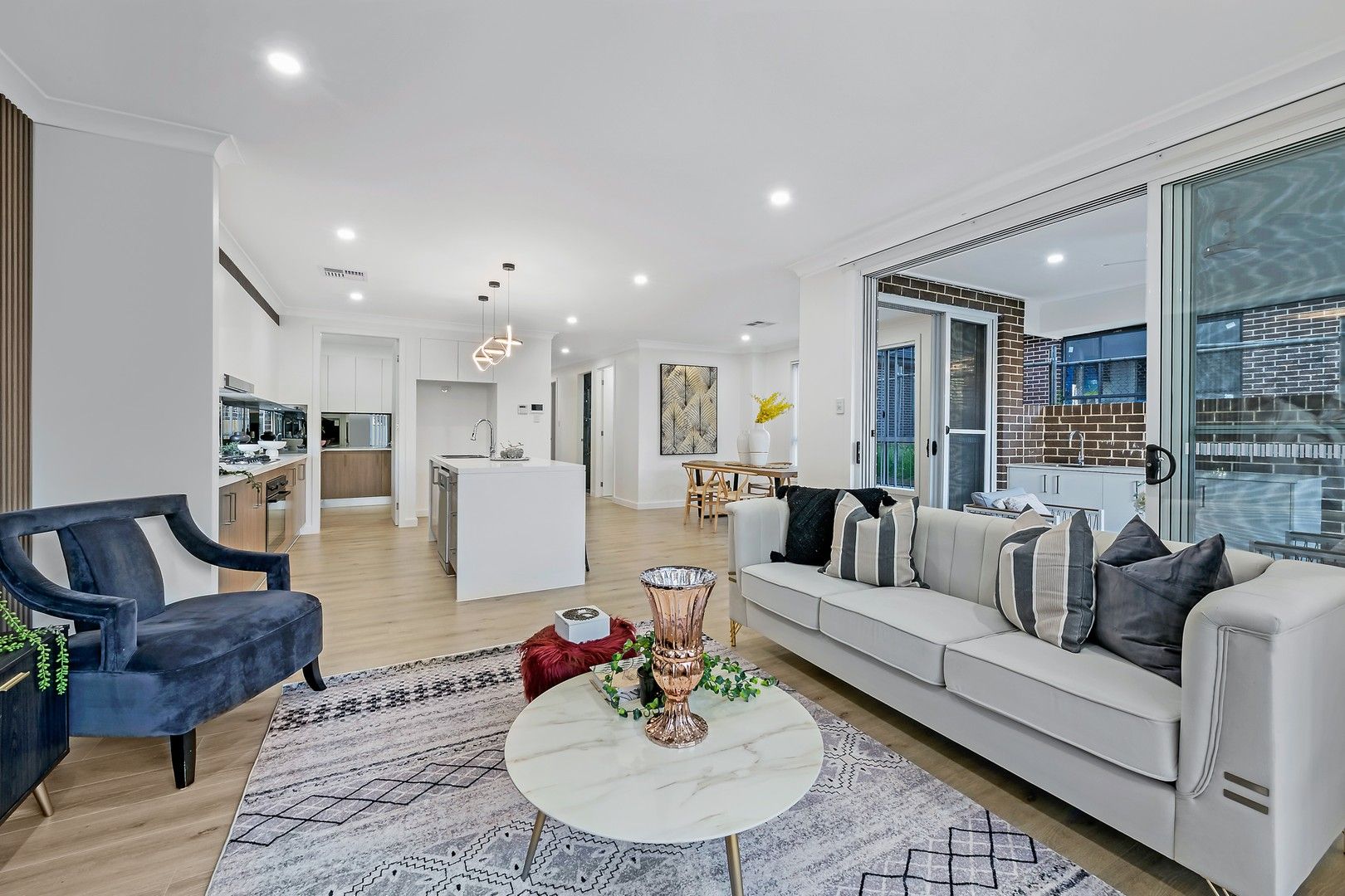 5 bedrooms House in 95 Camarero Street BOX HILL NSW, 2765