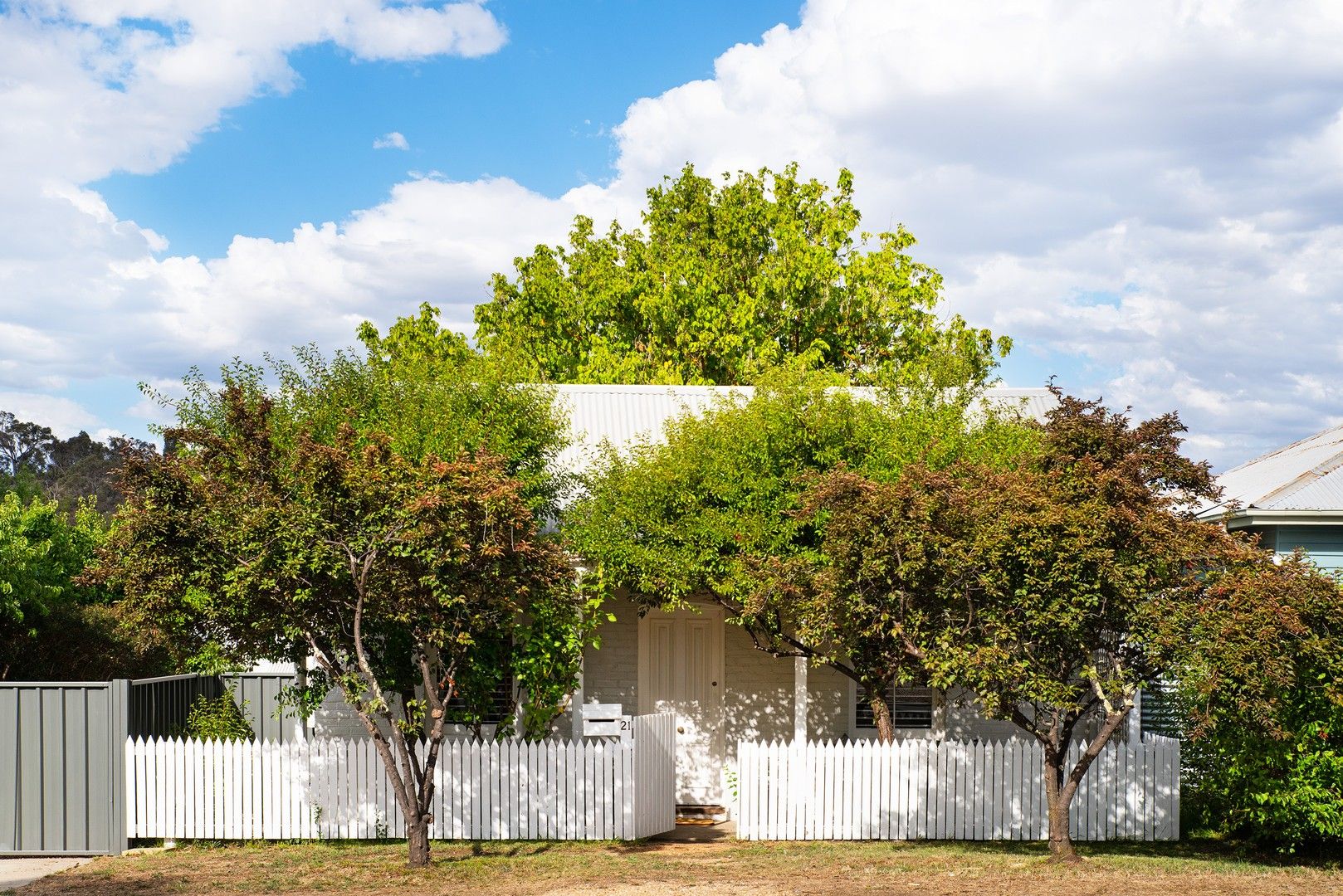 1/21 Van Heurck Street, Castlemaine VIC 3450, Image 1