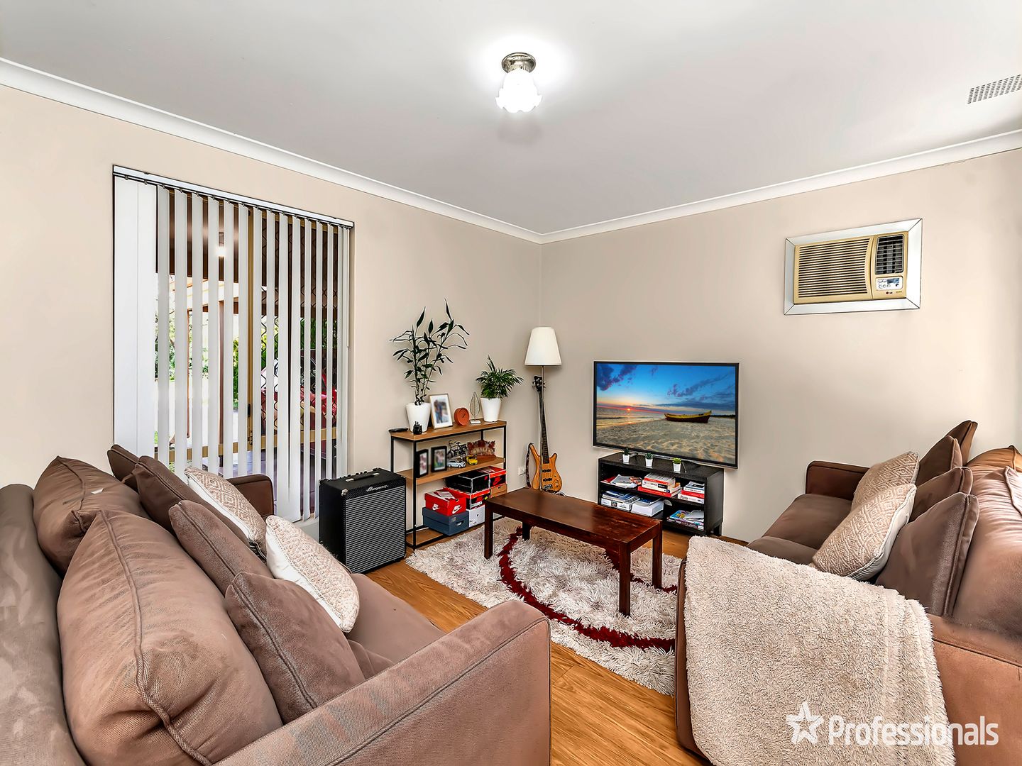 8 Brockman Retreat, Bentley WA 6102, Image 2