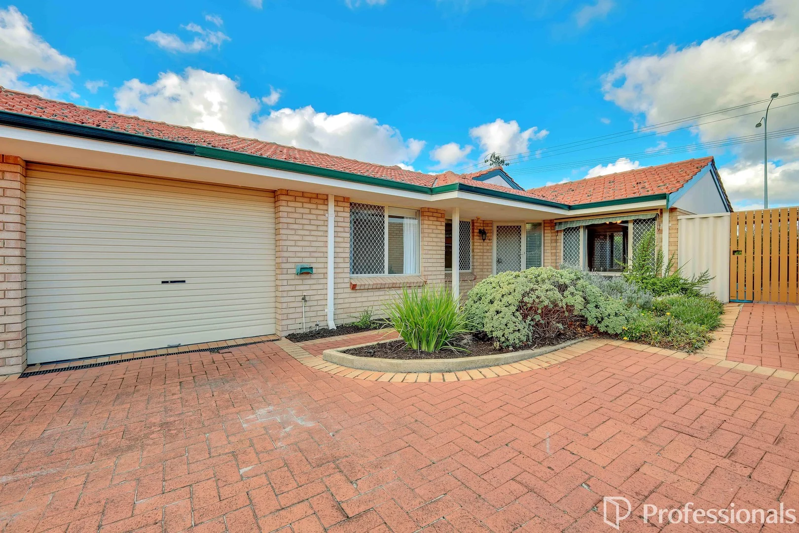 Primary image of 4/24-26 Colkirk Way, Willetton WA 6155