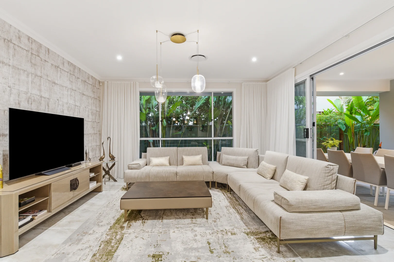 Additional image 19 of 23 Marbella Drive, Benowa Waters QLD 4217