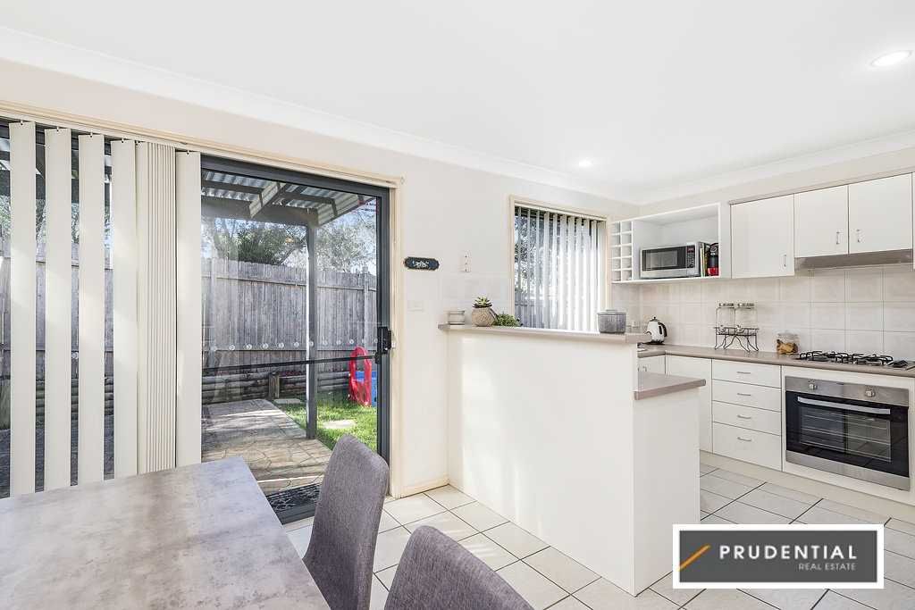 6/18-36 Glenfield Drive, Currans Hill NSW 2567, Image 2