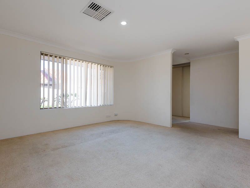 1/46 Albemarle Street, Doubleview WA 6018, Image 2