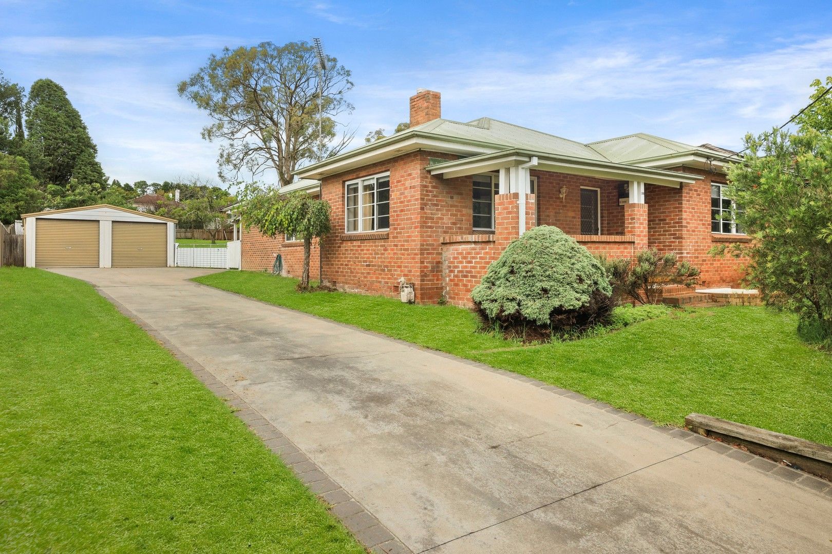 196 Argyle Street, Moss Vale NSW 2577 House For Rent Domain