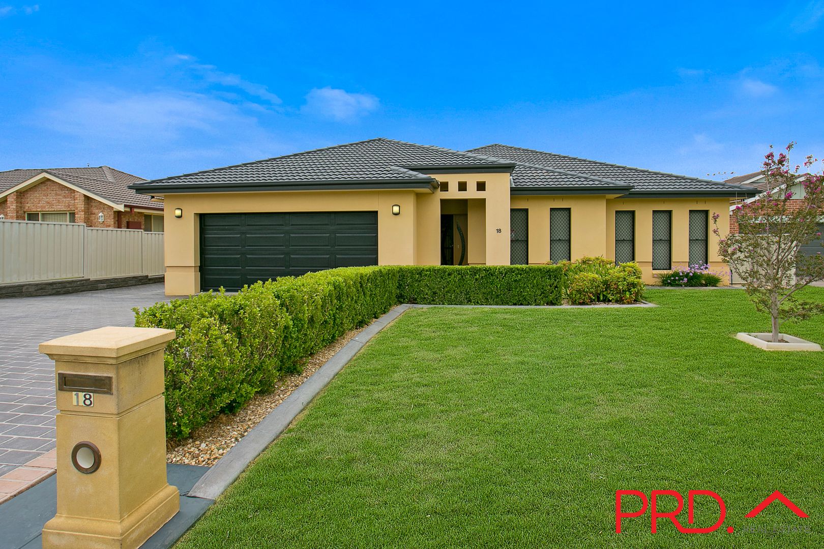 18 Warrah Drive Tamworth Nsw 2340 Domain