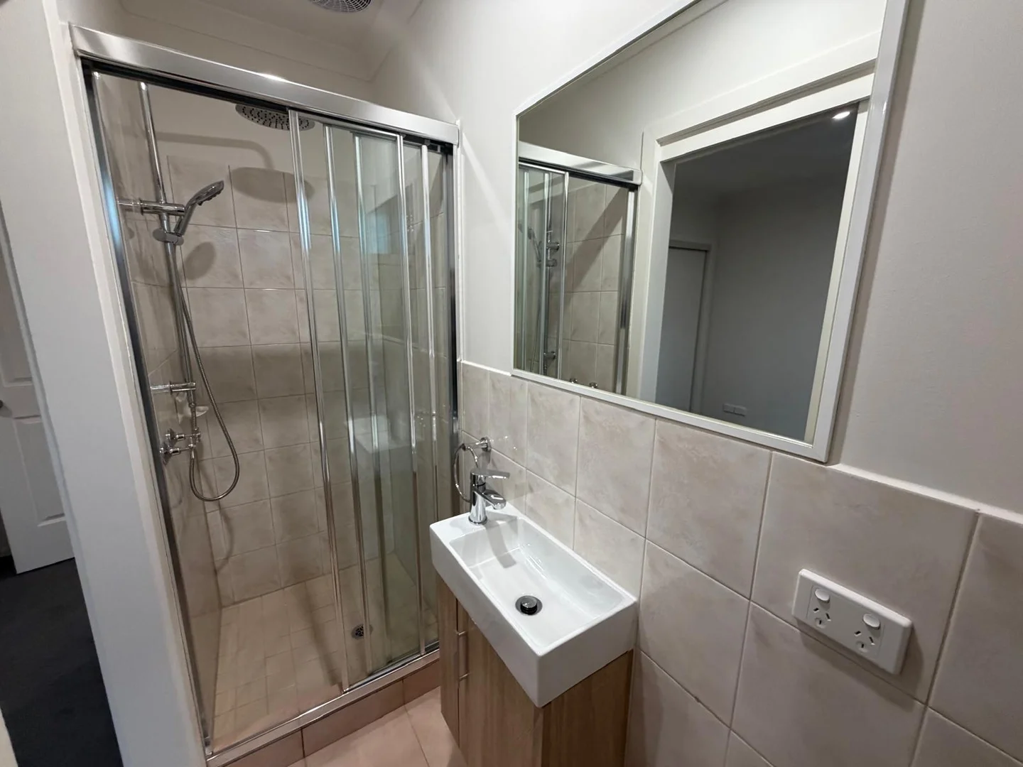 Additional image 11 of 5/89A Parer Road, Airport West VIC 3042