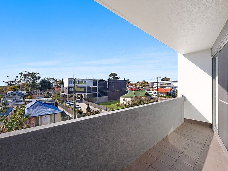 216/11 Ernest Street, Belmont NSW 2280, Image 1