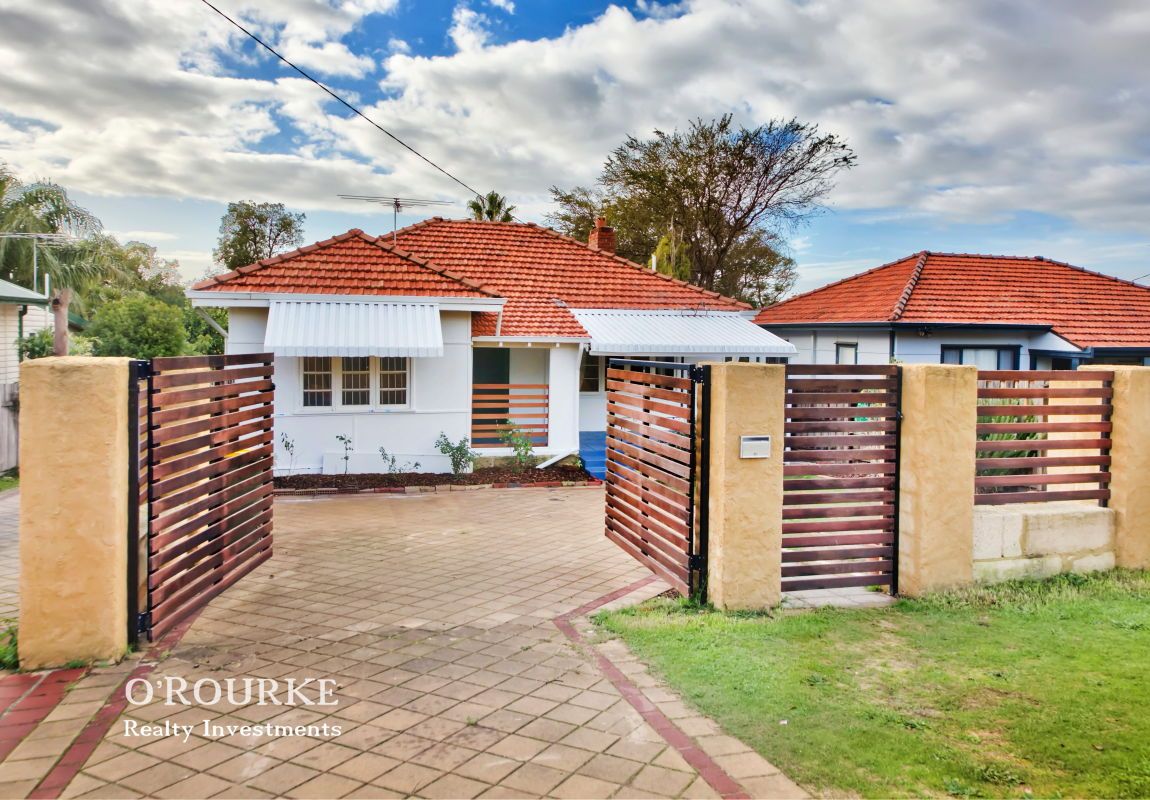 182 Holbeck Street, Doubleview WA 6018, Image 0