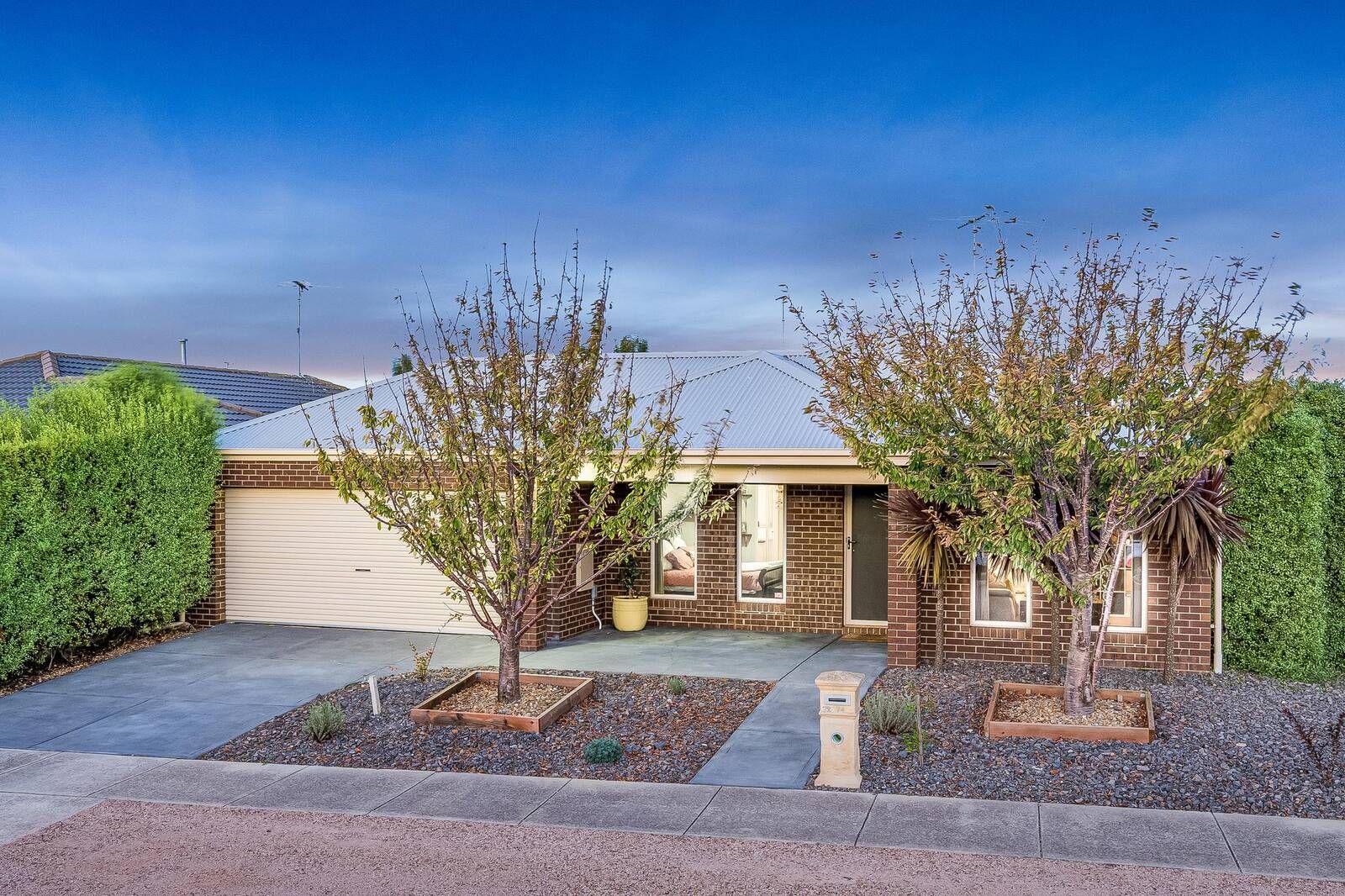 3 bedrooms House in 72-74 Curtain Drive LEOPOLD VIC, 3224