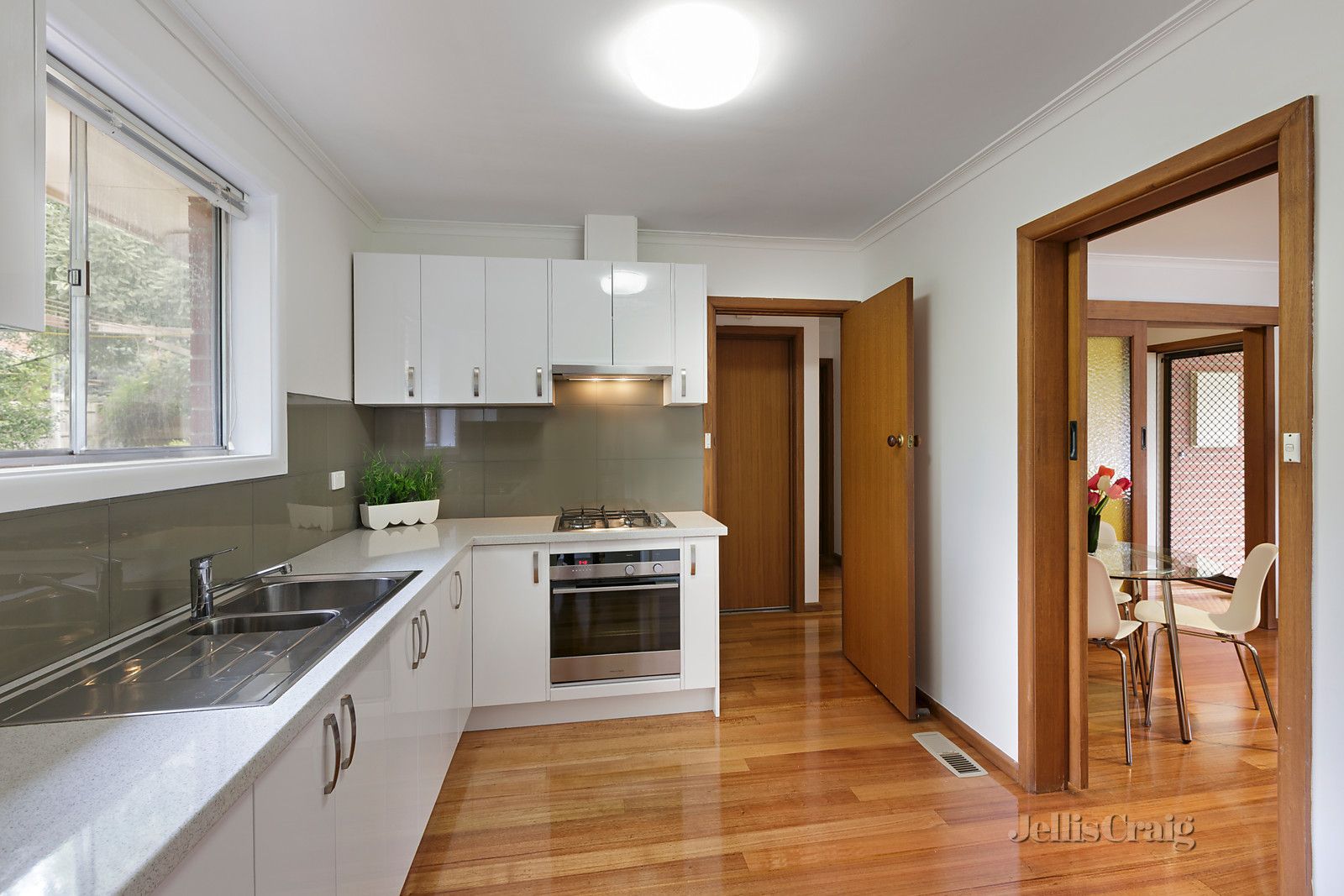 2a Lambourne Street, Surrey Hills VIC 3127, Image 2