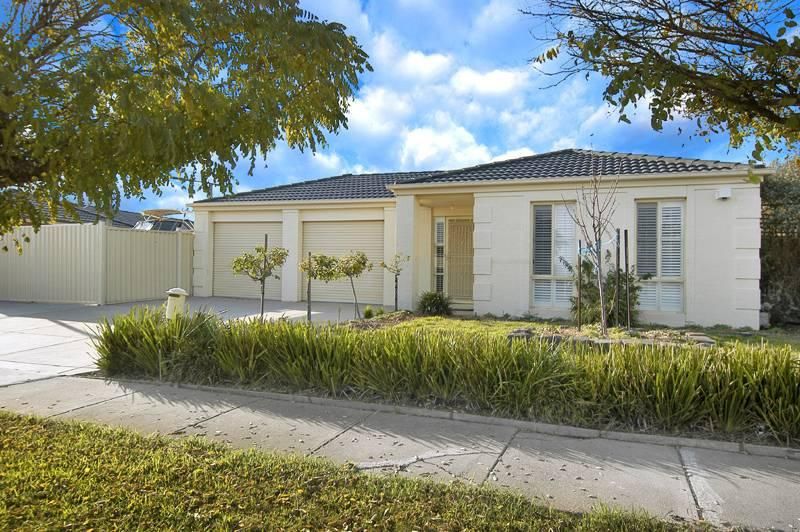 19 Timele Drive, Hillside VIC 3037