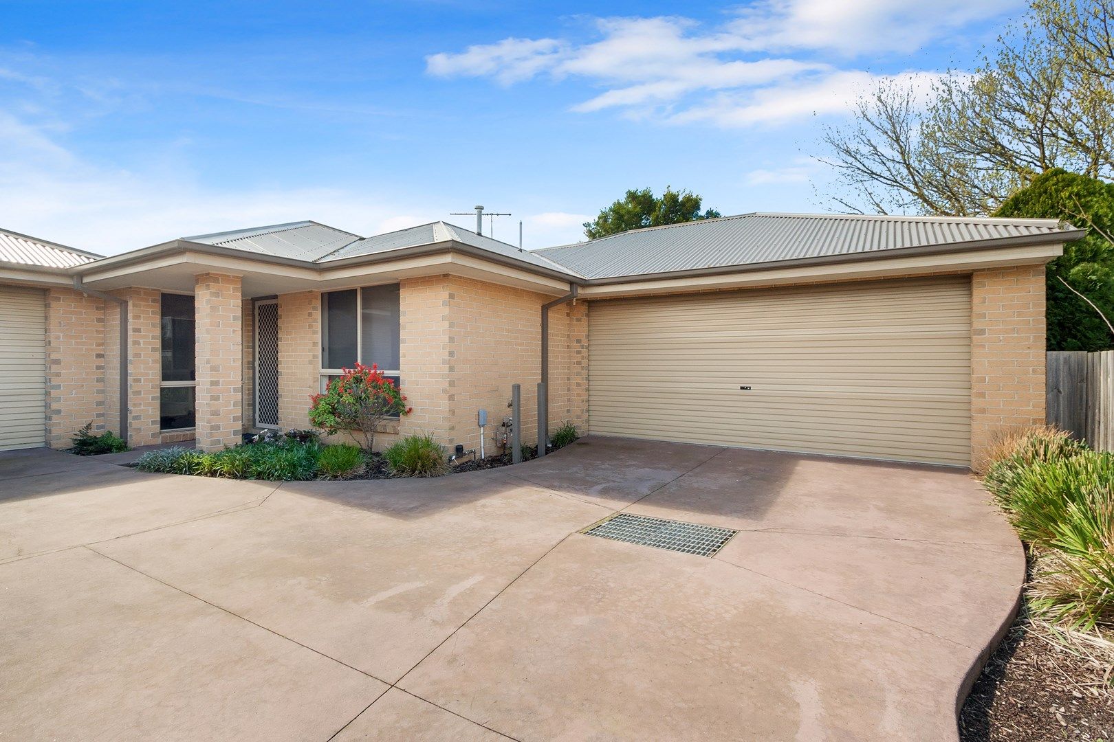 3/4 Thomas Street, Pakenham VIC 3810, Image 0