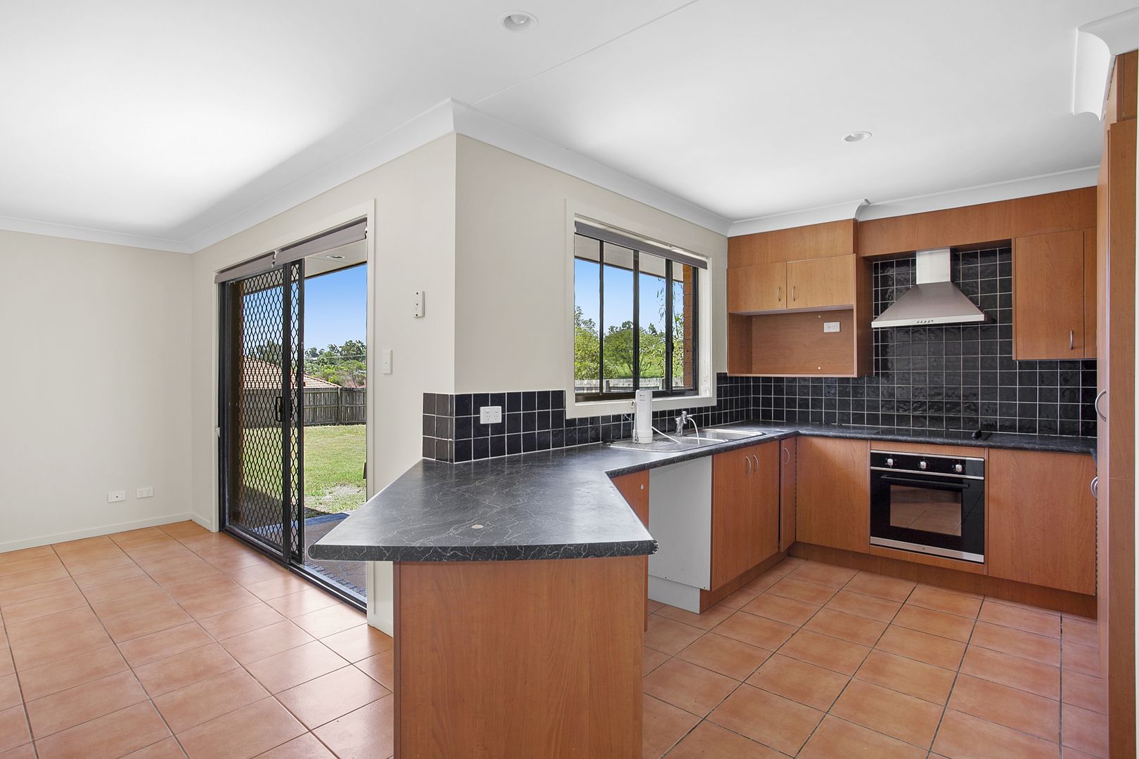 73 Collins Street, Collingwood Park QLD 4301, Image 2