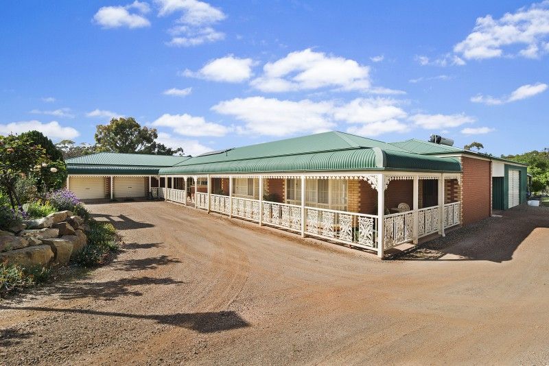 7 Pioneer Drive, Maiden Gully Property History & Address Research