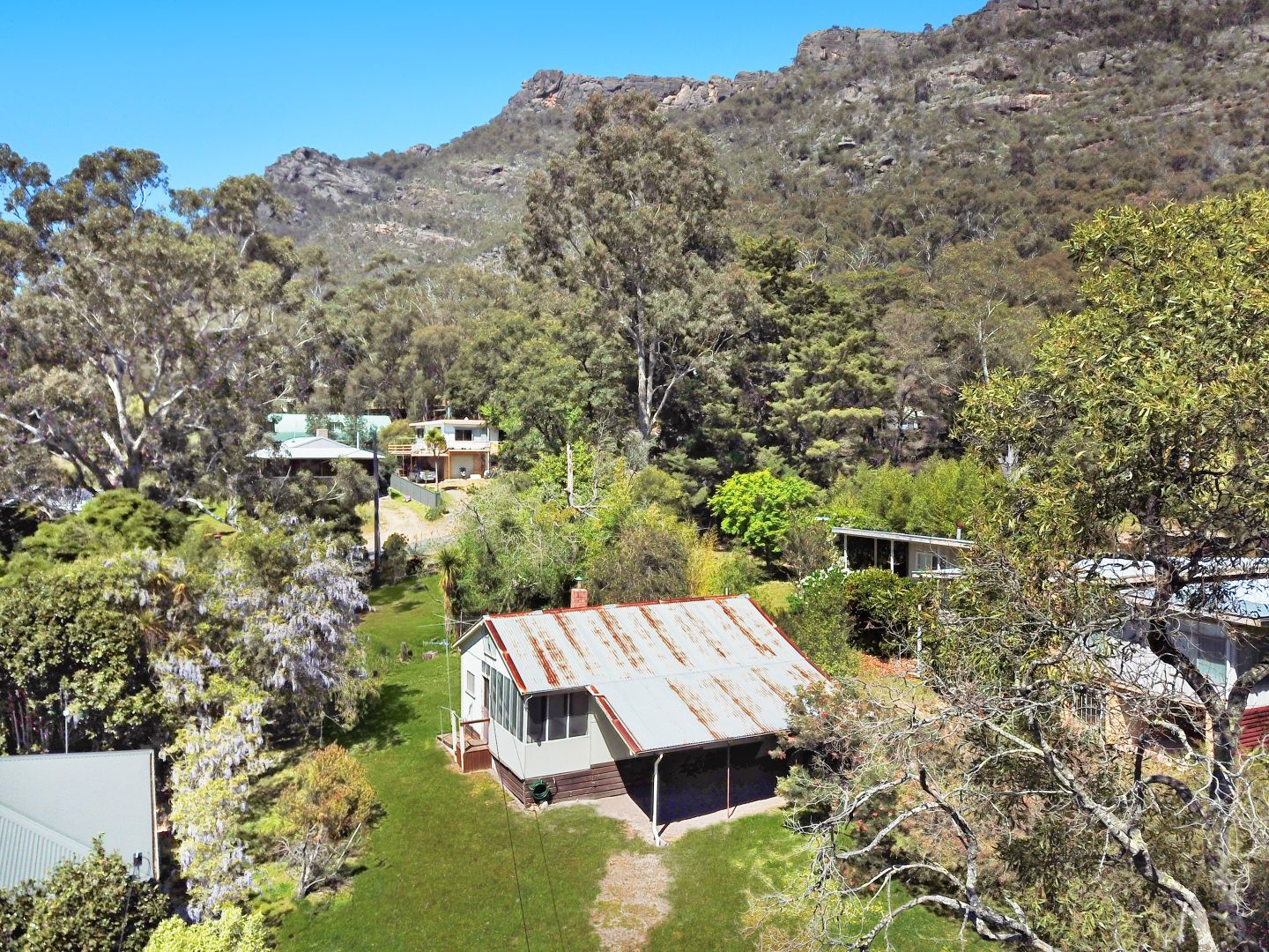 11 Mackeys Peak Rd, Halls Gap VIC 3381, Image 2