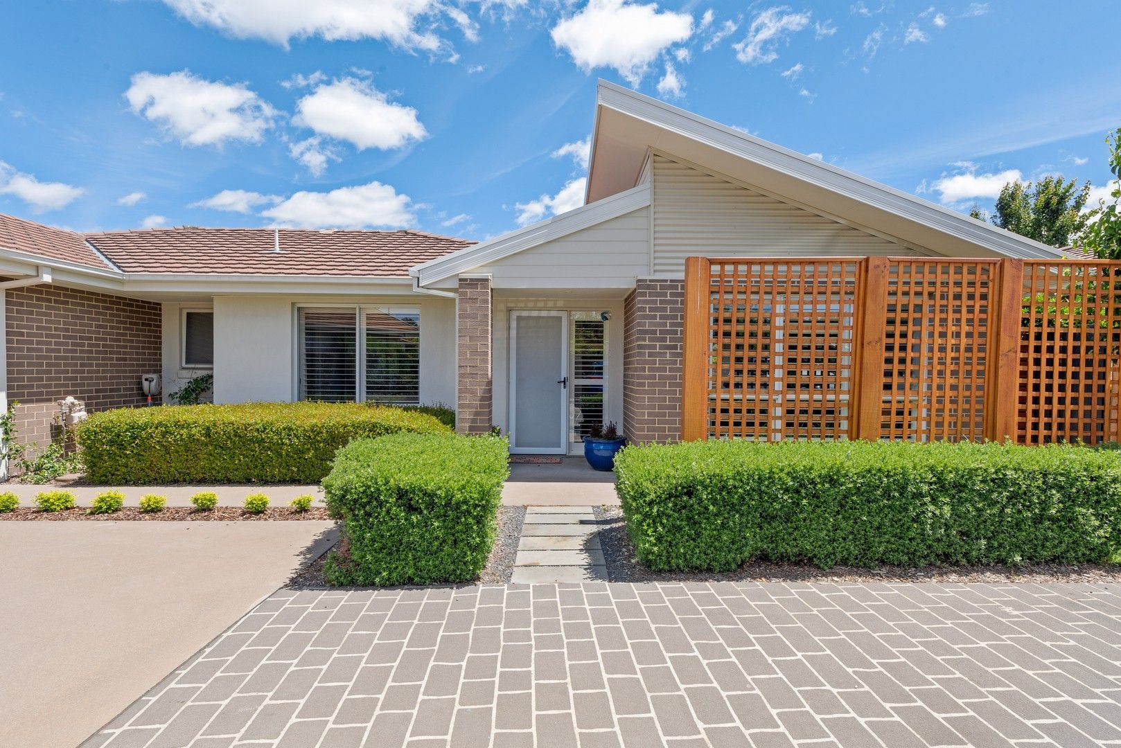 6/35 Laird Crescent, Forde ACT 2914, Image 1