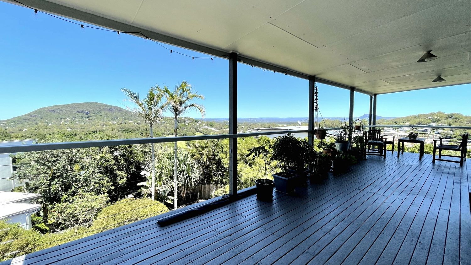 4 bedrooms House in 11 Opal Place YAROOMBA QLD, 4573