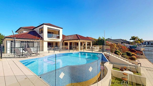 3 bedrooms House in 35 Edwardson Drive PELICAN WATERS QLD, 4551