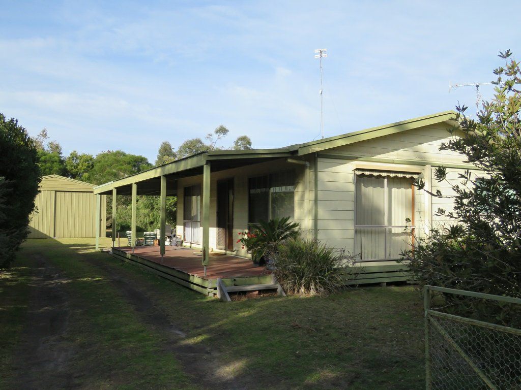 29 Sixth Avenue, Raymond Island VIC 3880, Image 0