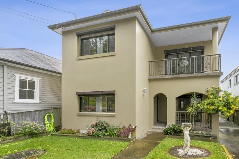 4 bedrooms House in 114 Alfred Street NARRAWEENA NSW, 2099