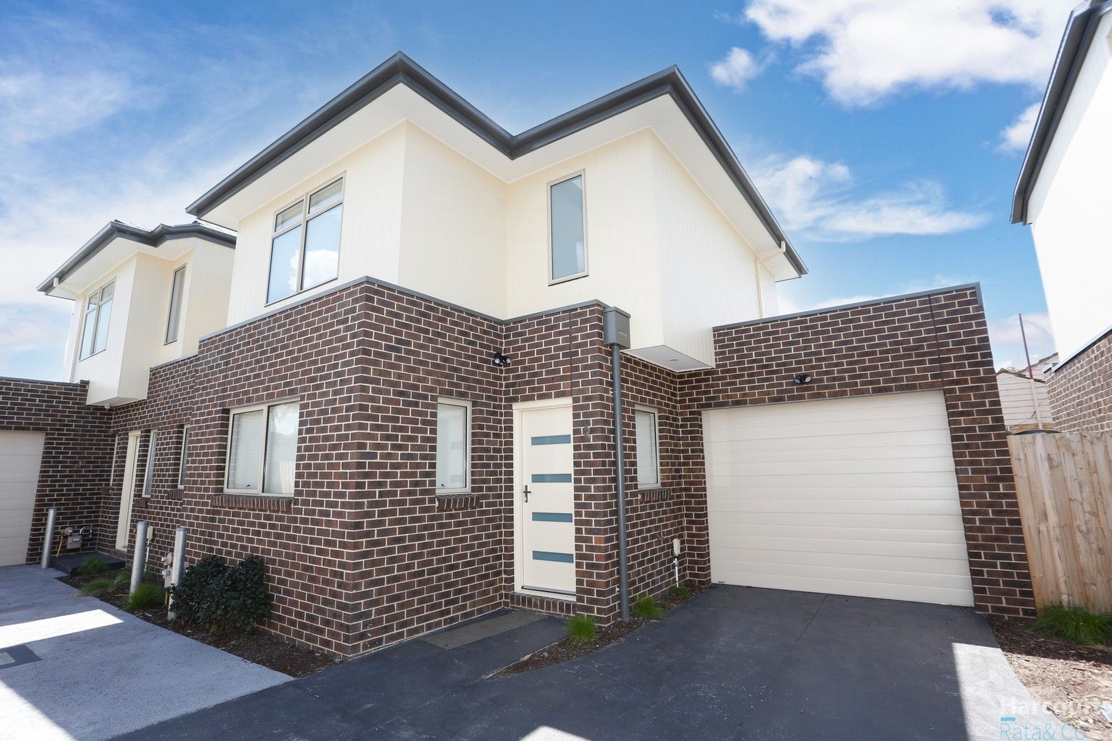 2 bedrooms Townhouse in 2/35 Whitelaw Street RESERVOIR VIC, 3073