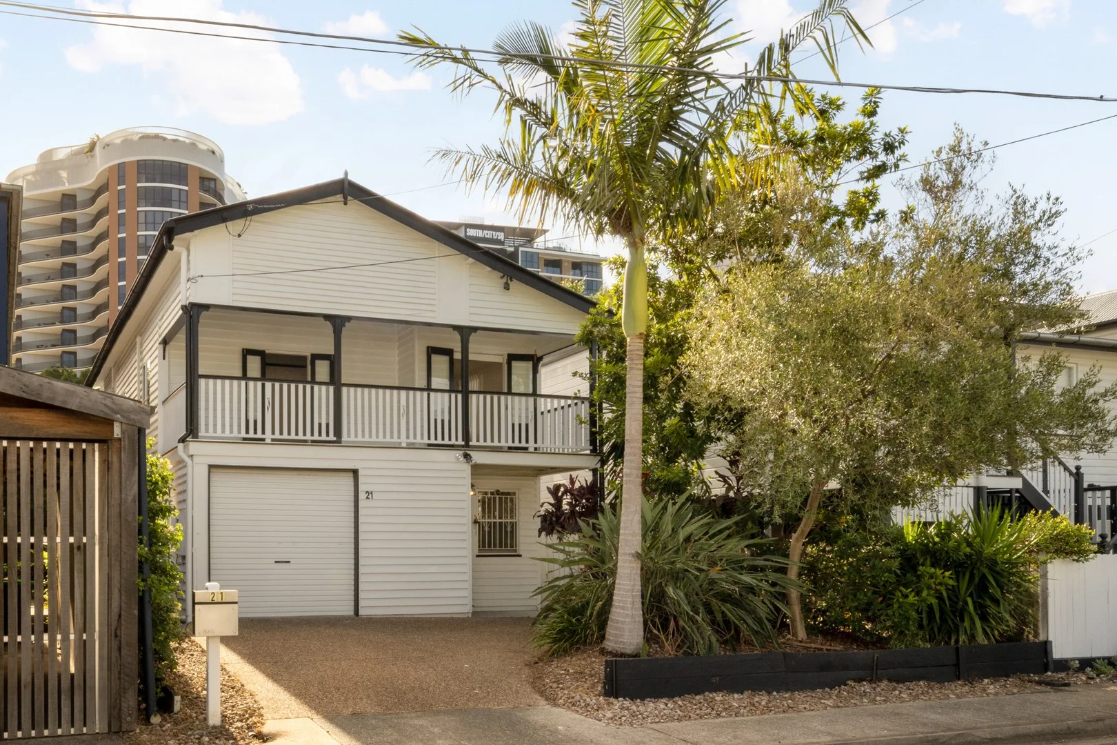 Primary image of 21 Flower Street, Woolloongabba QLD 4102