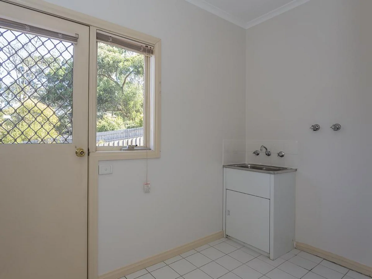 Additional image 8 of 8/135 Sherbourne Road, Montmorency VIC 3094