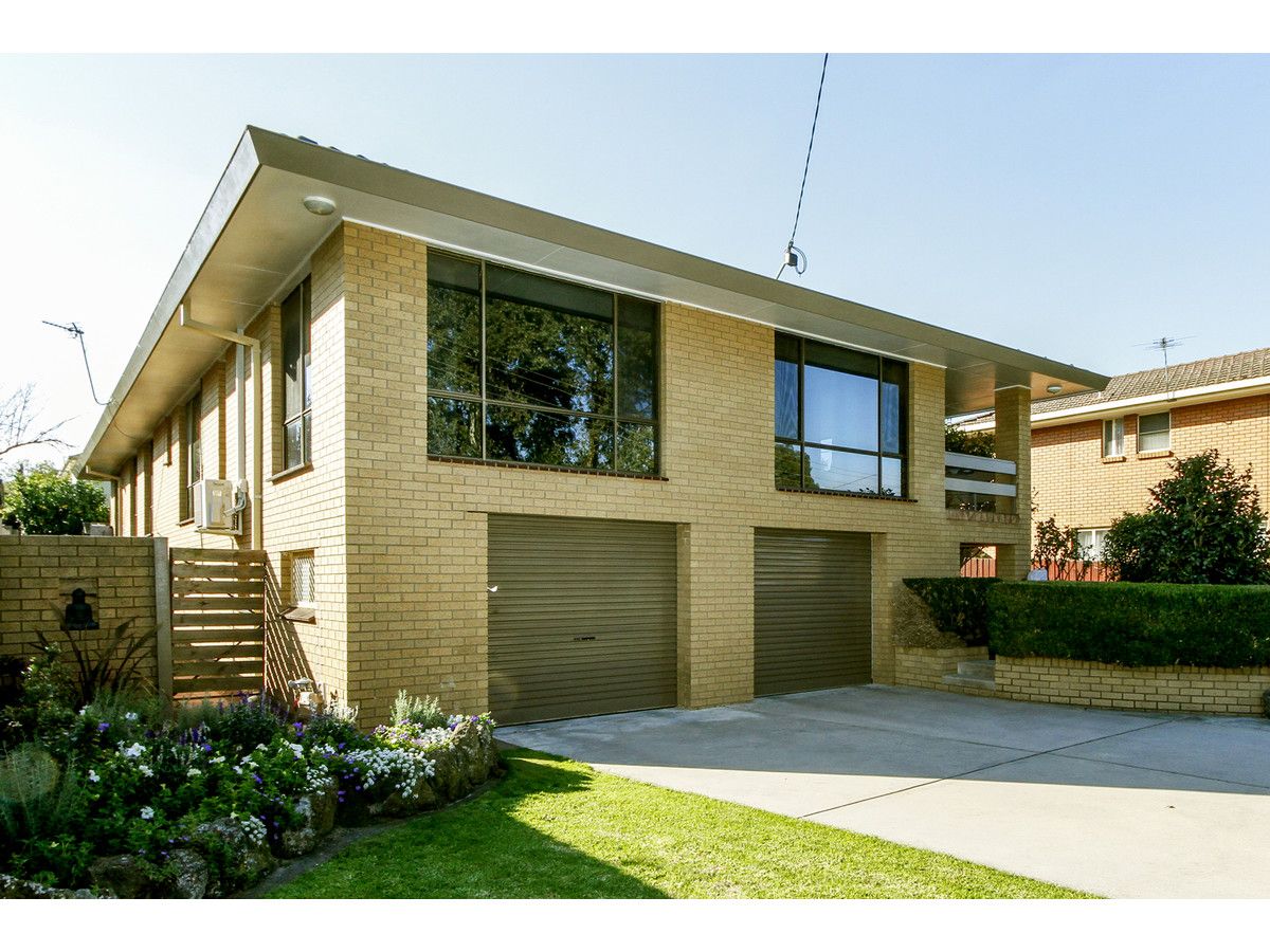 6 Willow Crt, Sale VIC 3850, Image 0