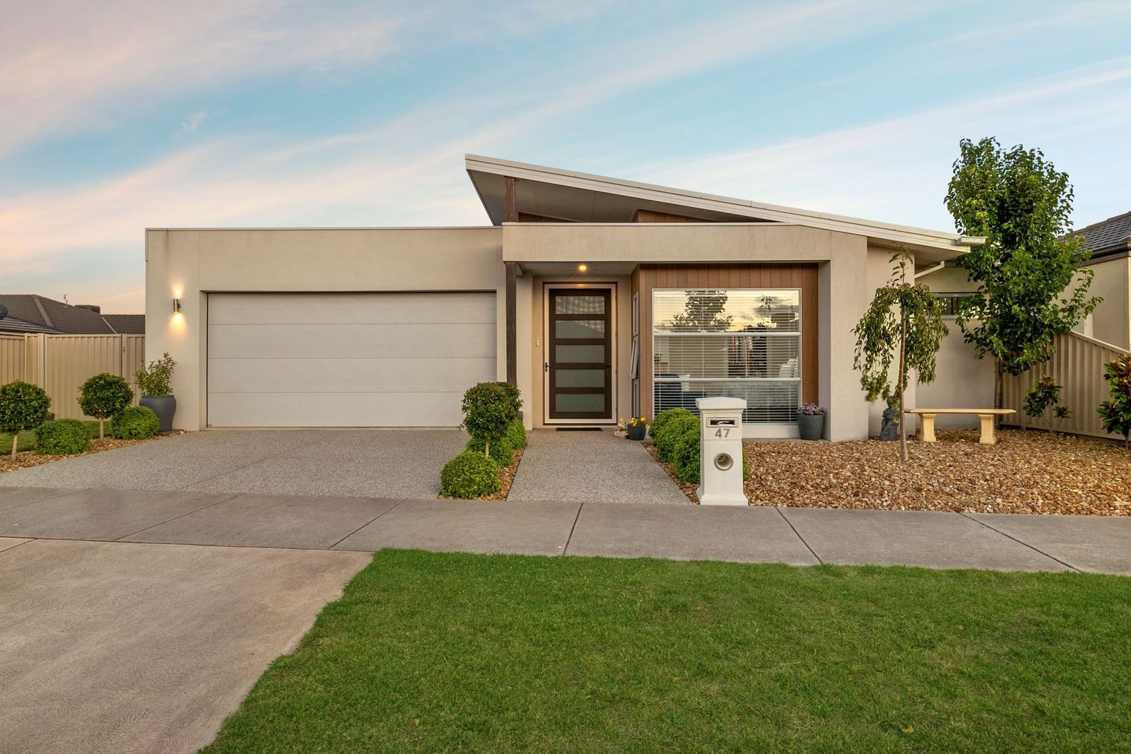 47 Willoby Drive, Alfredton VIC 3350