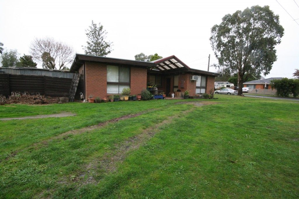 1 Lauriston Drive, COLDSTREAM VIC 3770, Image 2