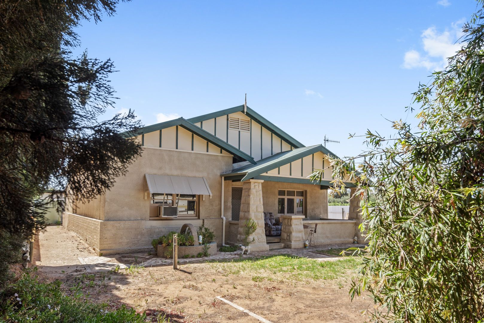 469 Chowilla Street, Renmark Wes Property History & Address Research