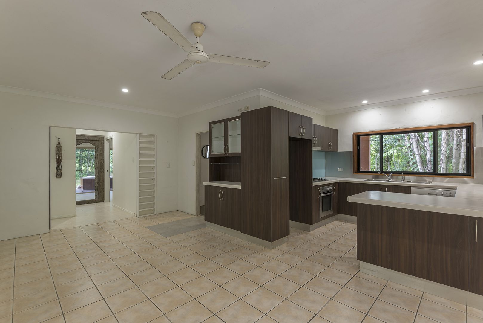 32 Kingfisher Lane, Whyanbeel QLD 4873, Image 1