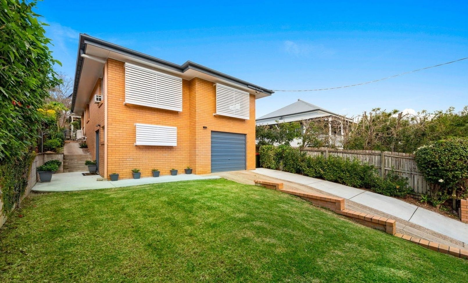 3 bedrooms House in 12 Royal Terrace HAMILTON QLD, 4007