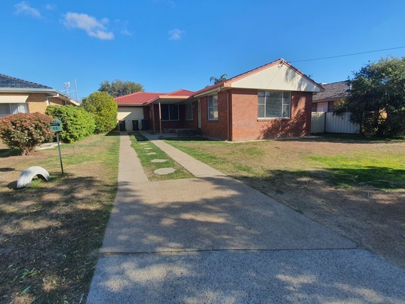 3 bedrooms House in 48 Kinarra St TAMWORTH NSW, 2340