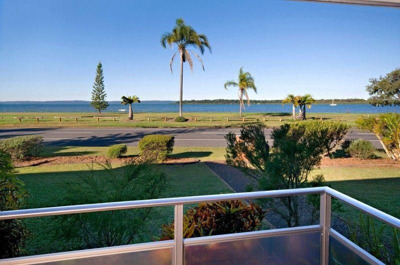 15 Orana Esplanade, Victoria Point Property History & Address