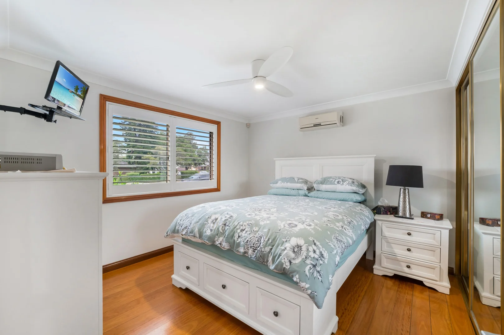 Additional image 9 of 2 Amber Close, Bossley Park NSW 2176