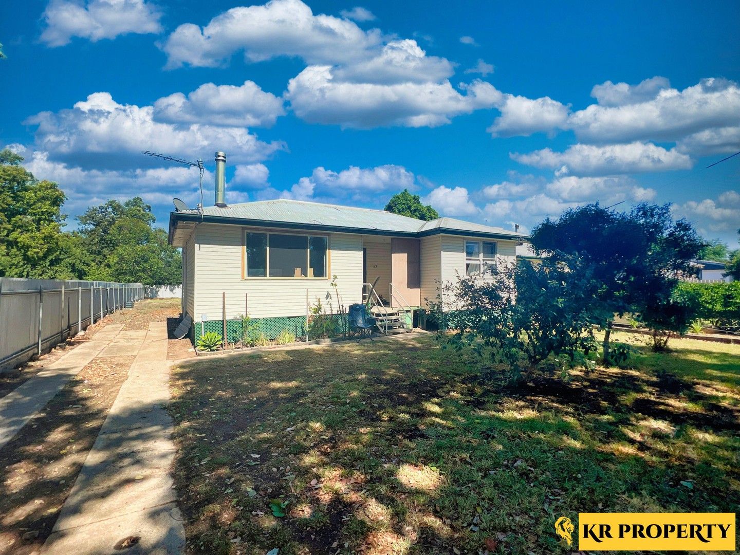 23 James Hibbens Avenue, Wee Waa NSW 2388, Image 0