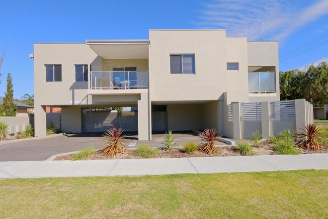 Picture of 2/130 Sydenham Street, KEWDALE WA 6105