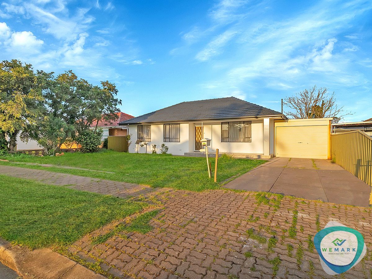 3 bedrooms House in 8 Almont Avenue POORAKA SA, 5095