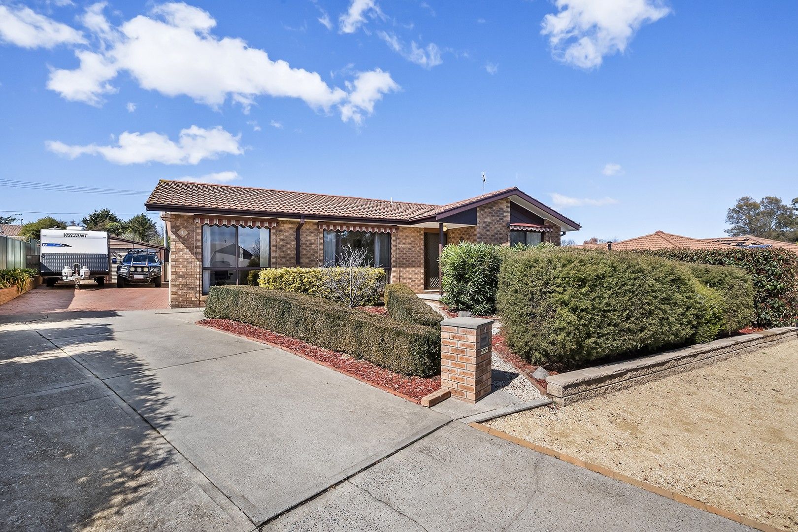 4 Arakoon Crescent, Isabella Plains ACT 2905, Image 0