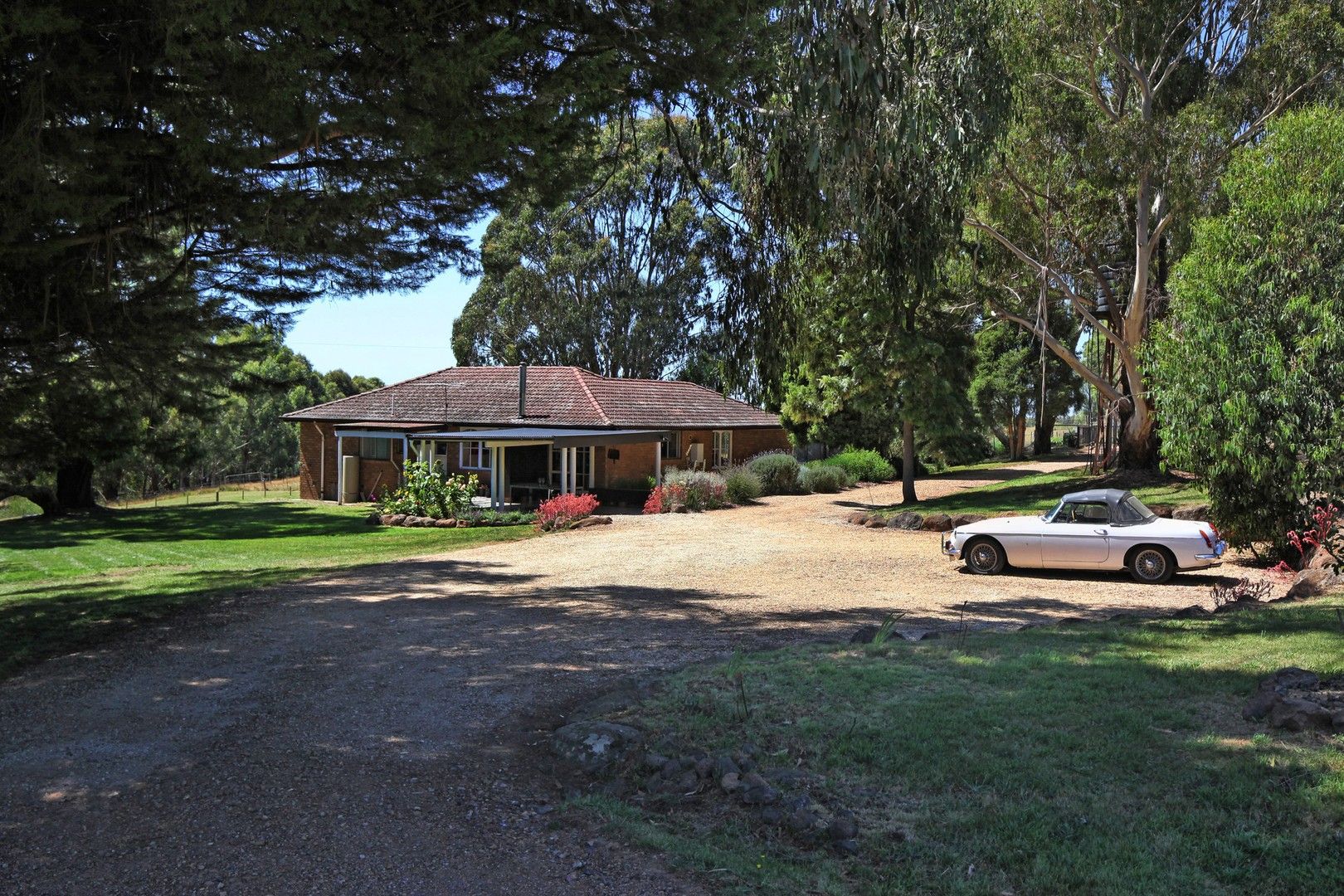 366 Black Range Road, Romsey VIC 3434, Image 0