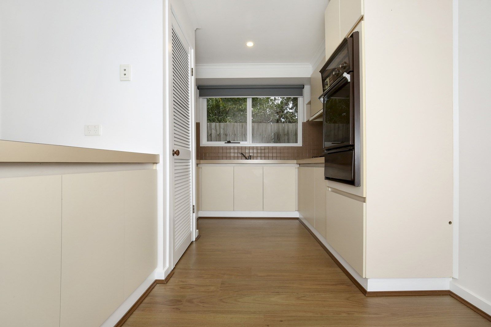 17 Bouverie Place, Epping VIC 3076, Image 2
