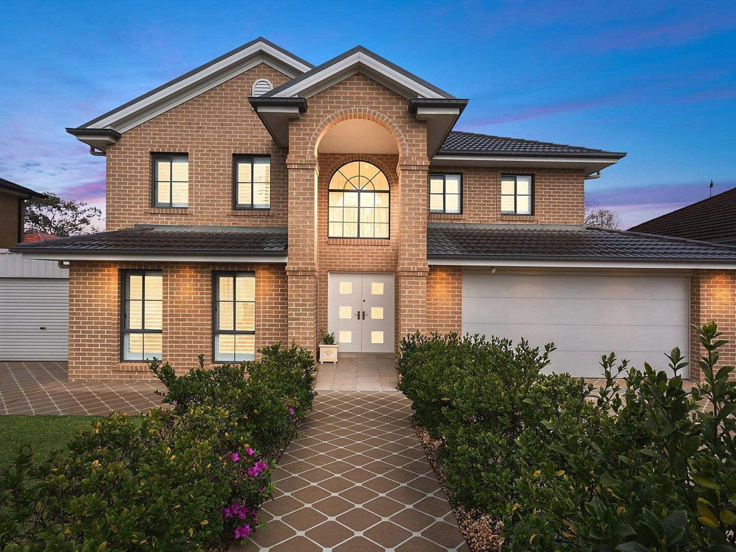 2 Allambee Crescent, Beverly Hills NSW 2209, Image 0